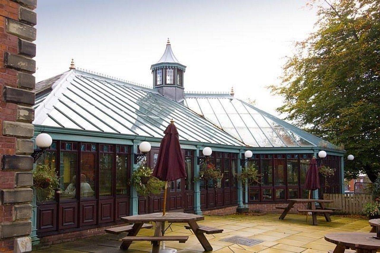 Premier Inn Premier Inn Stockport Central Экстерьер фото