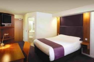Premier Inn Premier Inn Stockport Central Экстерьер фото